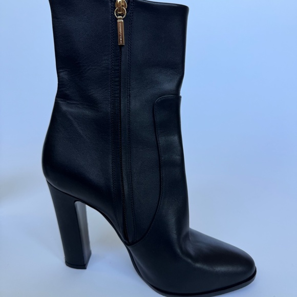 Dolce & Gabbana D&G Black Boots, Size 39 - Picture 3 of 9
